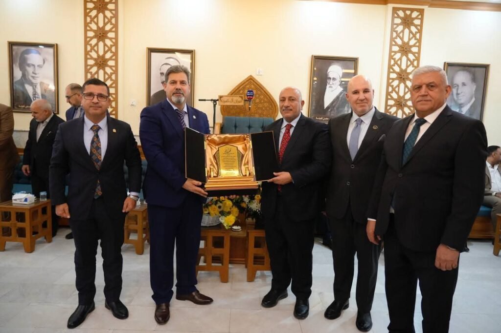 إشادة بإنجازات كربلاء.. الأكاديميون يكرّمون المحافظ تقديراً لمسيرته المتميزة وإنجازاته التنموية