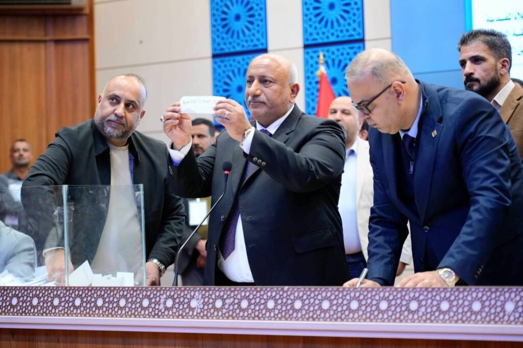 محافظة كربلاء تعلن توقيتات توزيع قطع الاراضي للحشد والداخلية والدفاع في مركز المحافظة